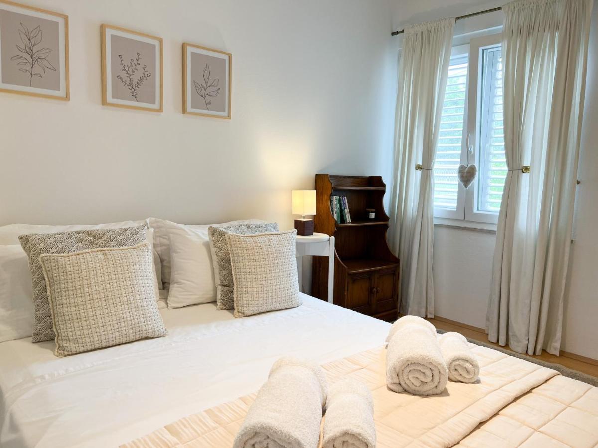 Apartment Mlini Central Bagian luar foto